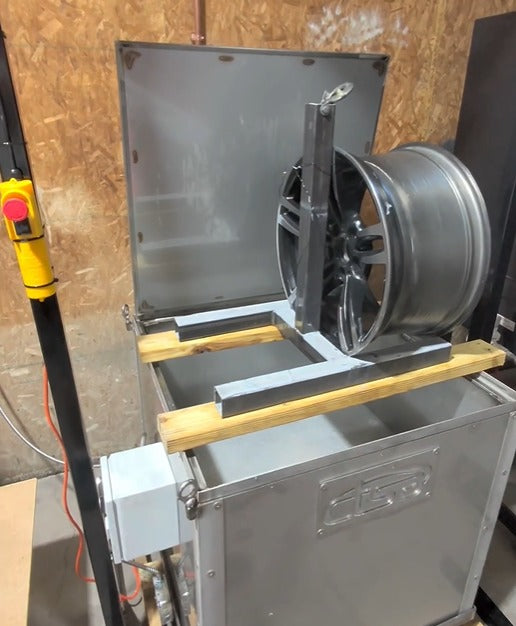 16339 -STAINLESS STEEL- INSULATED - HEATED STRIP TANK 2